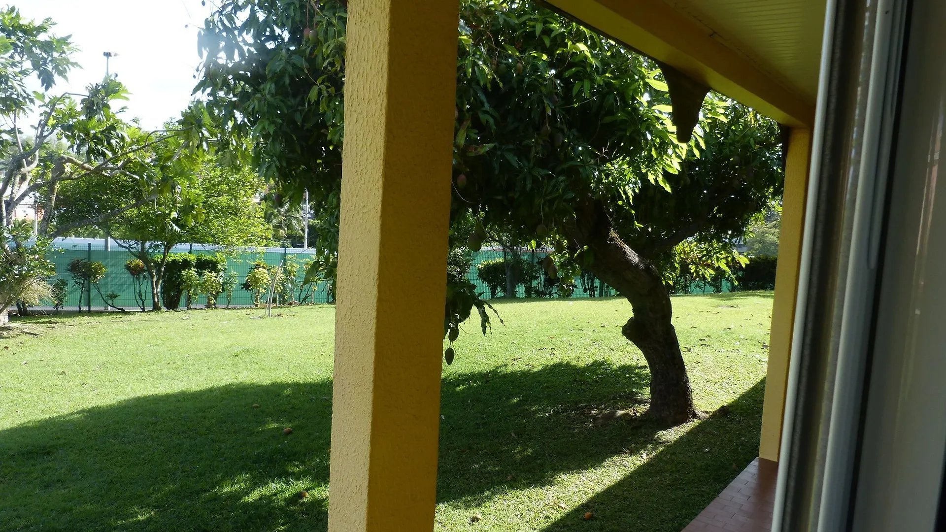 Airport Hotel Ducos