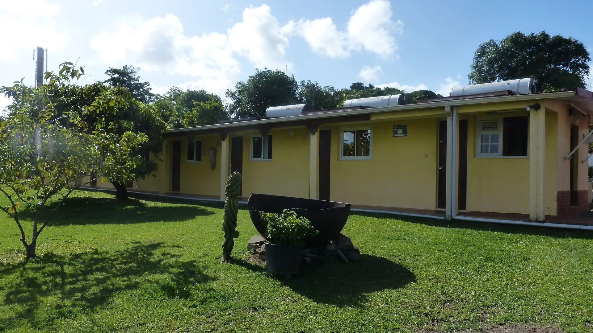 Ducos Airport Hotel